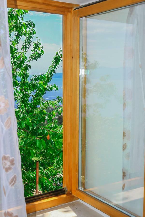 Apartment Bugenvilija Lovran Εξωτερικό φωτογραφία